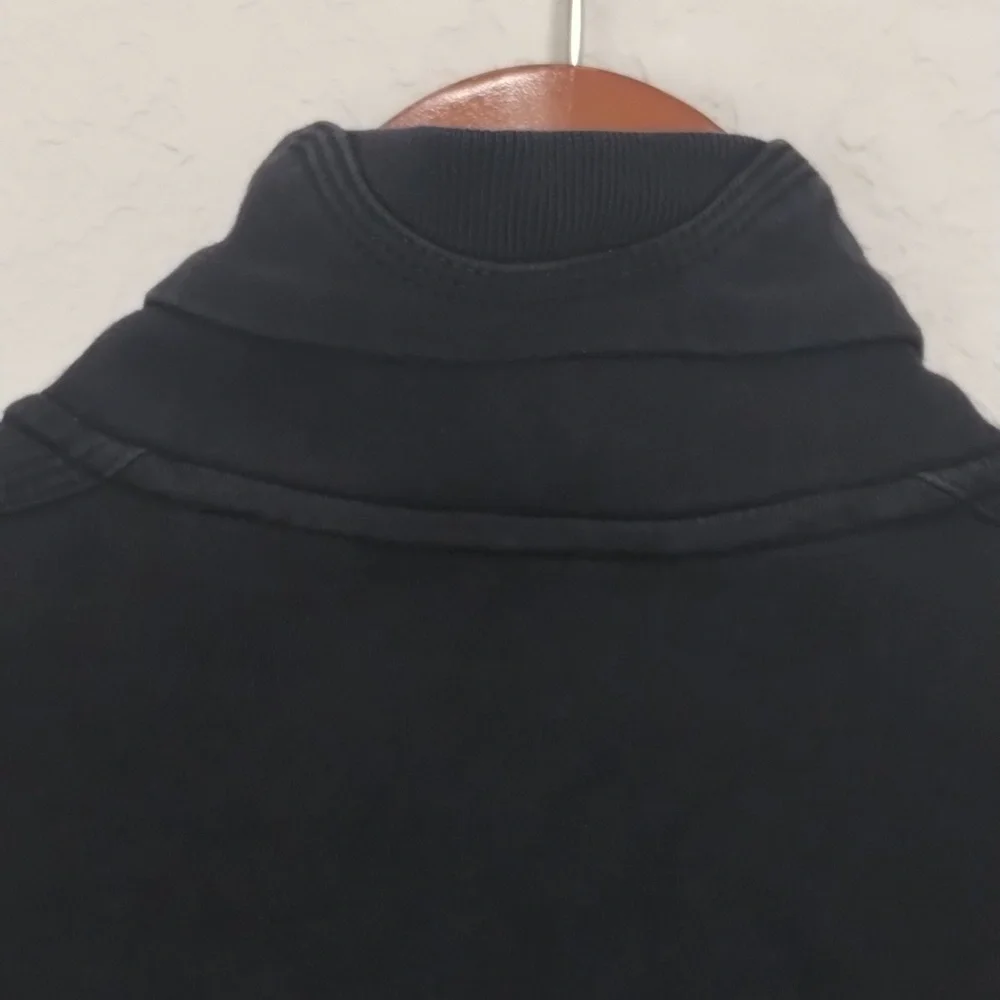 Hugo Boss Zip Up Black Sweater - Picture 6 of 12